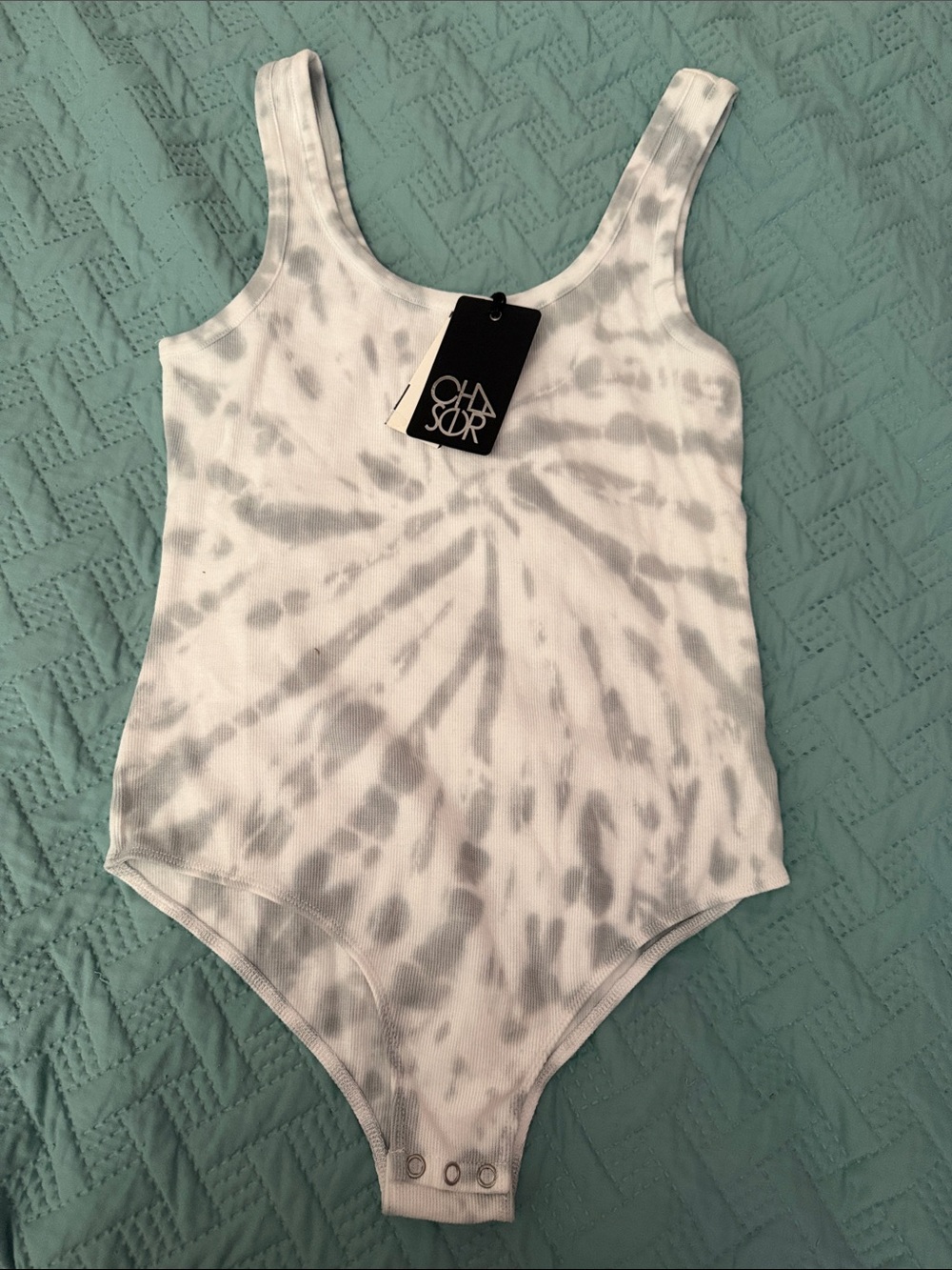 Chaser Womens White & Gray Tie-Dye Ribbed Bodysuit